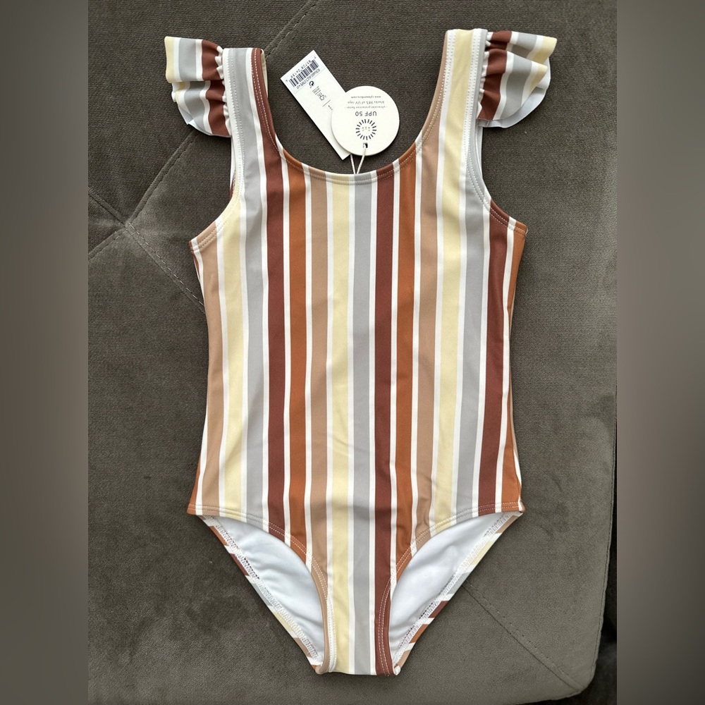 NEW RYLEE + CRU MULTI STRIPE FRILL ONE PIECE SWIMSUIT S I Z E : 4 / 5 years